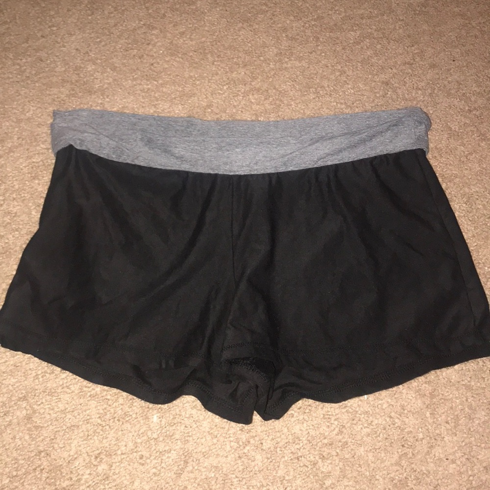 No boundaries shorts